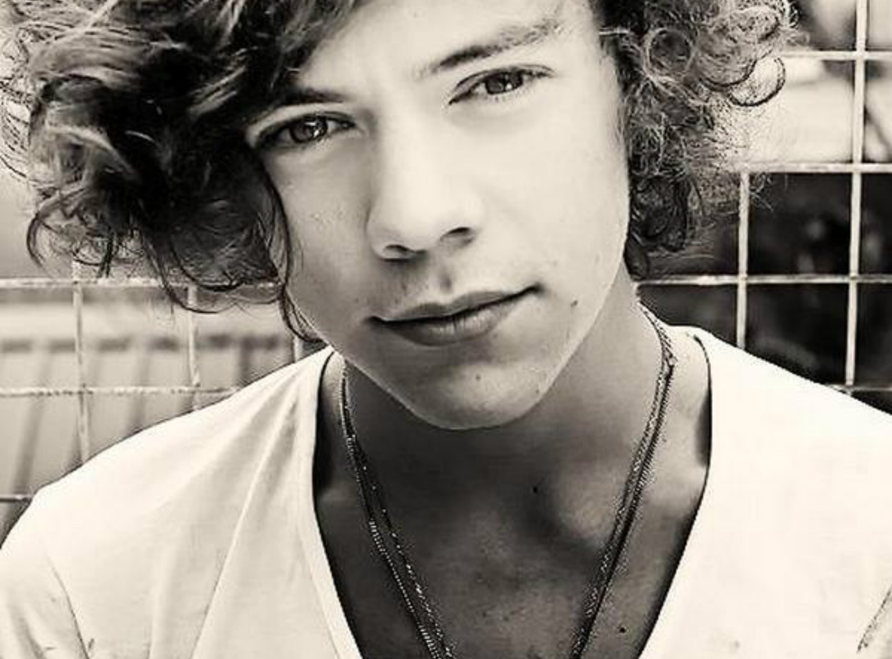 harry-styles-source
